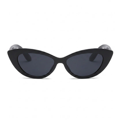Retro Cat Eye Sunglasses Fashionable Oversized Frame Elegant Design for Stylish Look