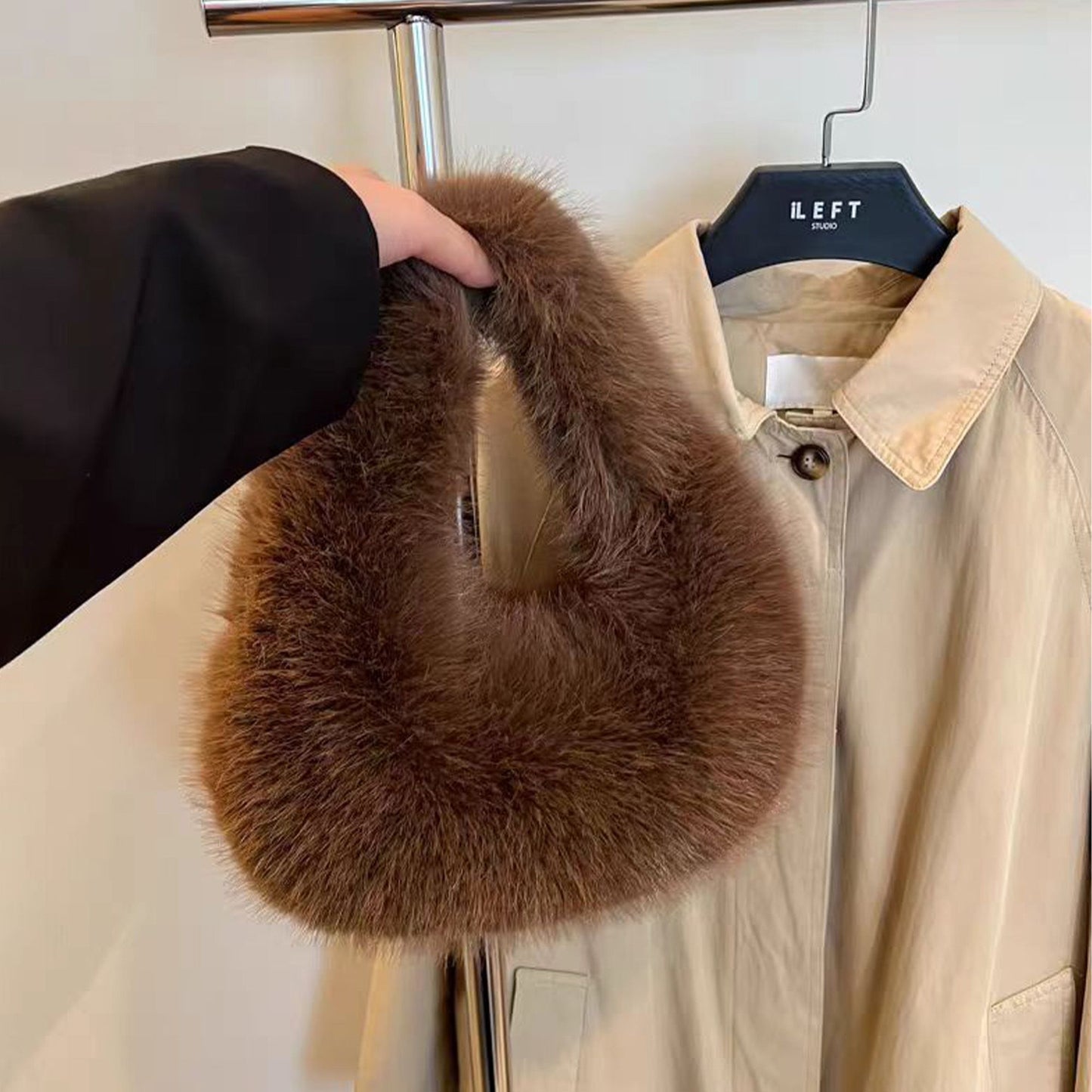 Cute Plush Fur Handbag with Soft Texture
