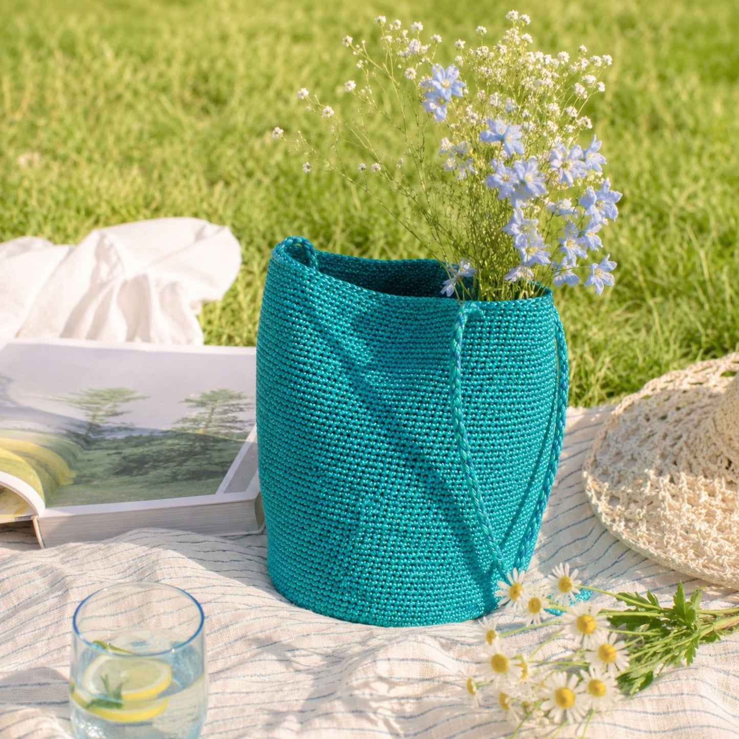 Shimmery Woven Bucket Shoulder Bag Blue Small Crossbody Purse with Braided Strap for Daily Essentials