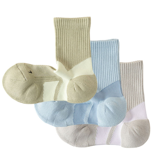 3-Pair Pack Cushioned Sports Crew Socks with Arch Support Mesh Panels and Ankle Compression