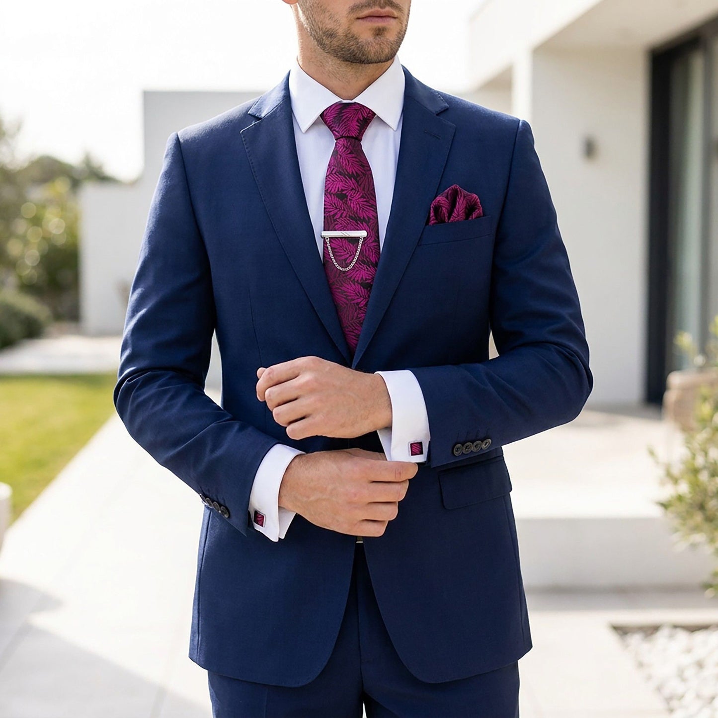 Men's Paisley Pattern Tie Gift Set with Matching Pocket Square Cufflinks and Silver Tie Clip