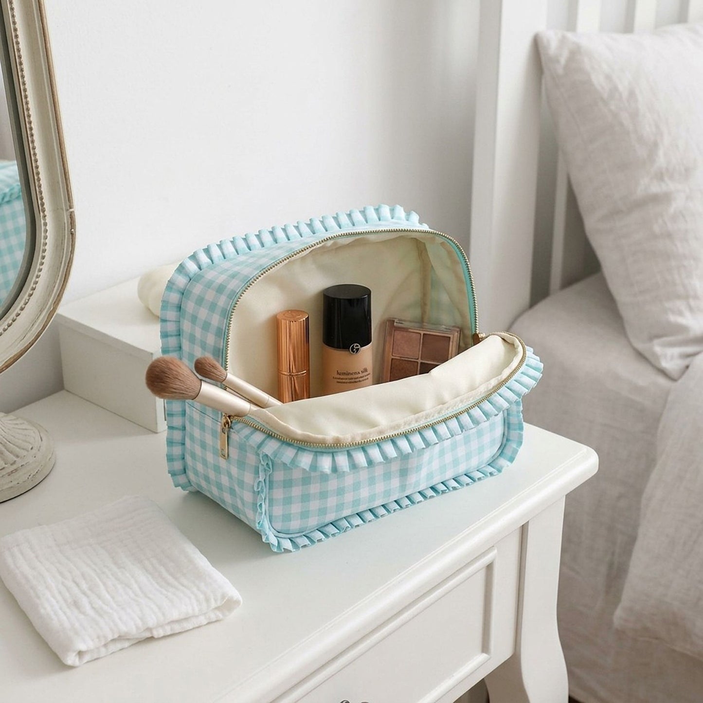 Ruffle Trim Travel Makeup Bag with Zipper Closure