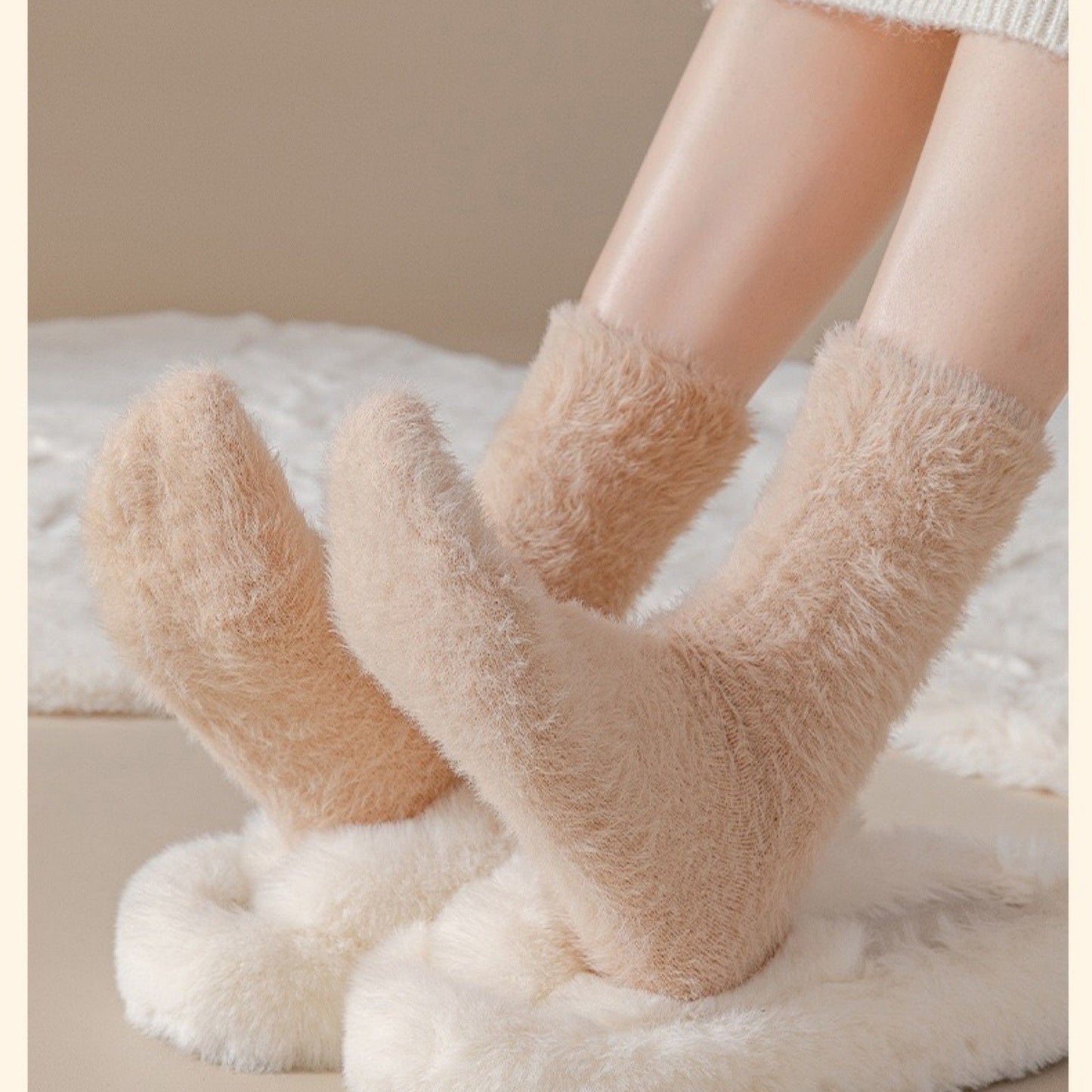 3-Pair Ultra-Plush Fuzzy Crew Socks with Soft Textured Finish US 5¨C10