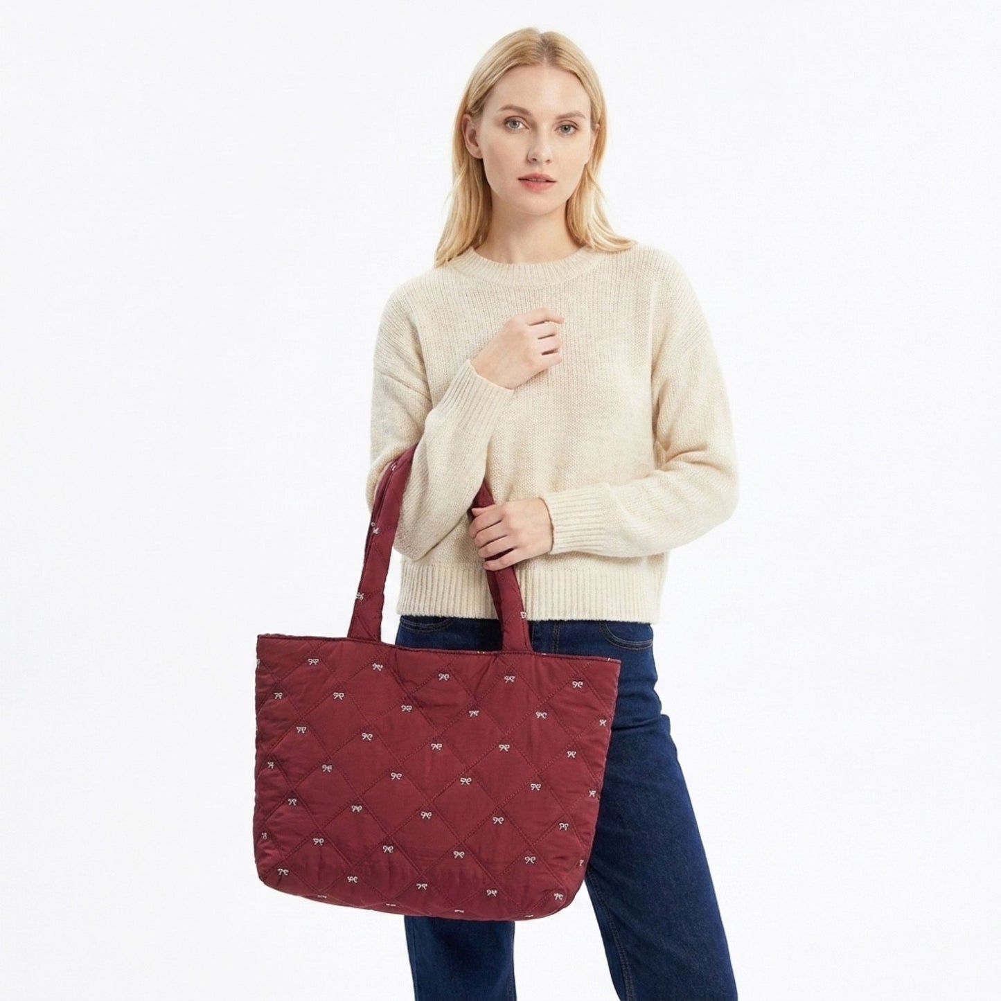 Quilted Tote Bag Large Capacity Shoulder Bag with Bow Embroidery and Magnetic Closure