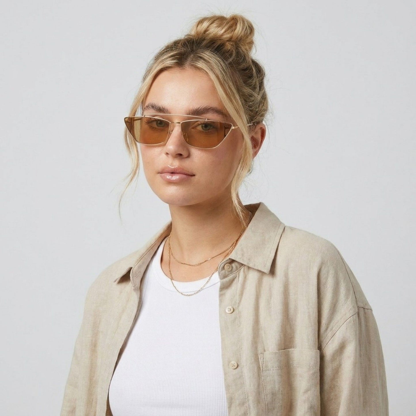 Oversized Cat Eye Sunglasses Lightweight Durable Frame Elegant Modern Design