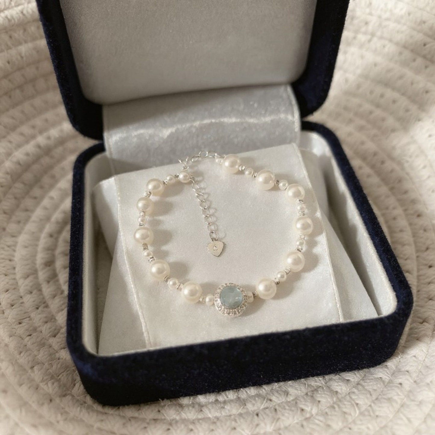Women's Beaded Bracelet with Simulated Pearls and Aquatic Crystal Centerpiece