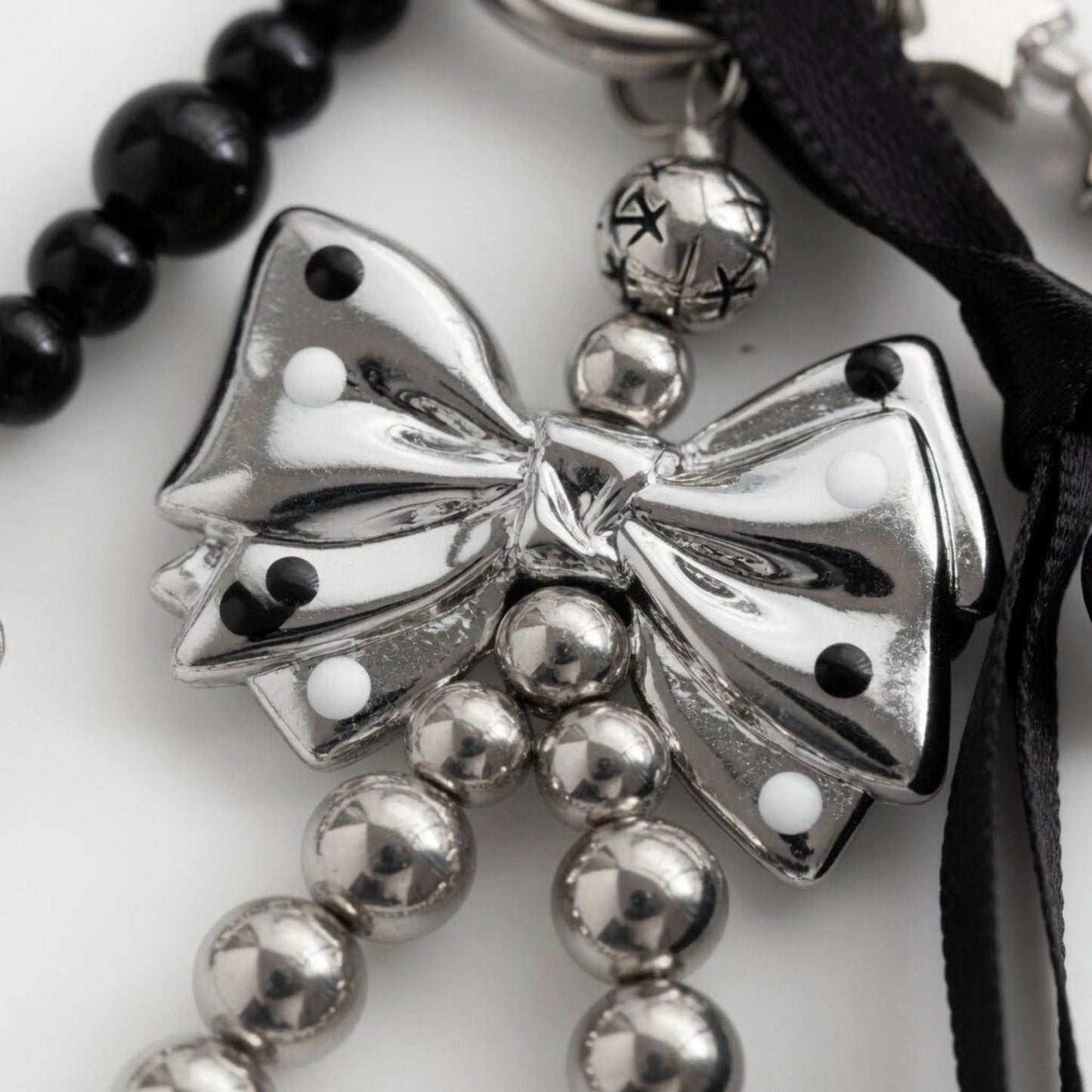 Bow Beaded Charm Keychain with Star Chain Teddy Bear Pendant Ribbon Tassel Bag Charm Key Ring Accessory