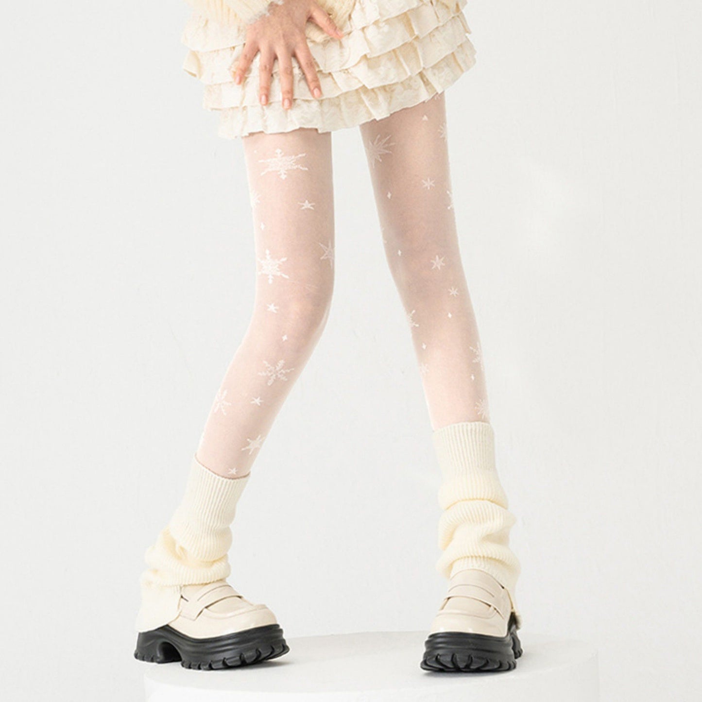 Sheer Star Pattern Tights with Soft Stretch Fit and Delicate Allover Celestial Design for Stylish Everyday Legwear