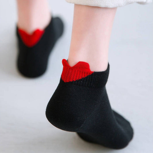 Ankle Socks with Ribbed Heart-Shaped Heel Detail Soft Stretch Knit Comfort 3-Pack
