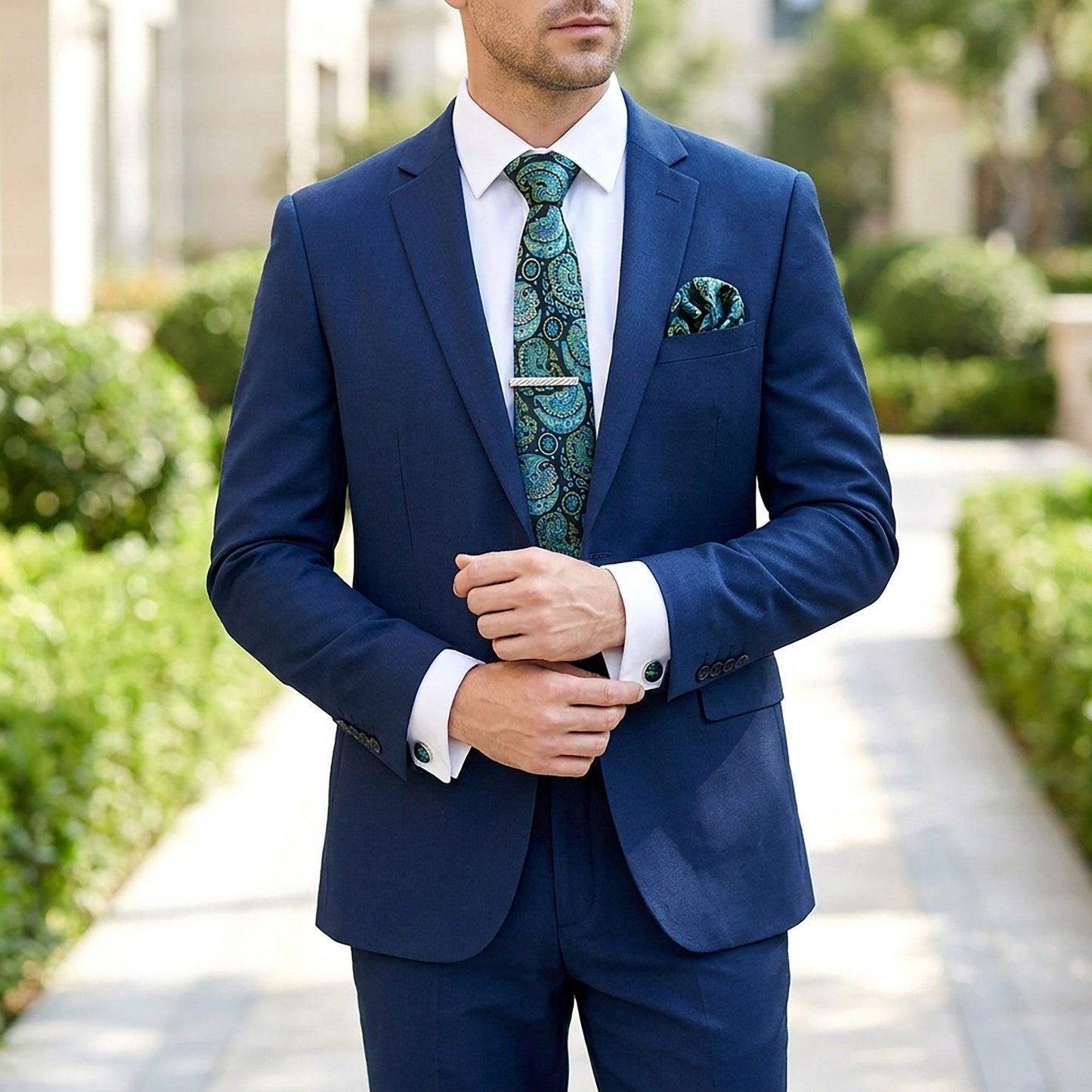 Men's Paisley Pattern Tie Gift Set with Matching Pocket Square Cufflinks and Silver Tie Clip