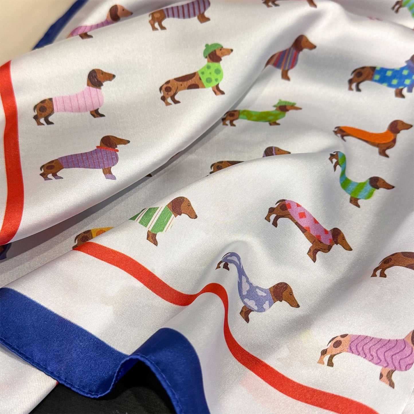 Cute Dachshund Print Satin Feel Square Neck Scarf Fashion Hair Scarf Bandana 25.5¡Á25.5 Inches