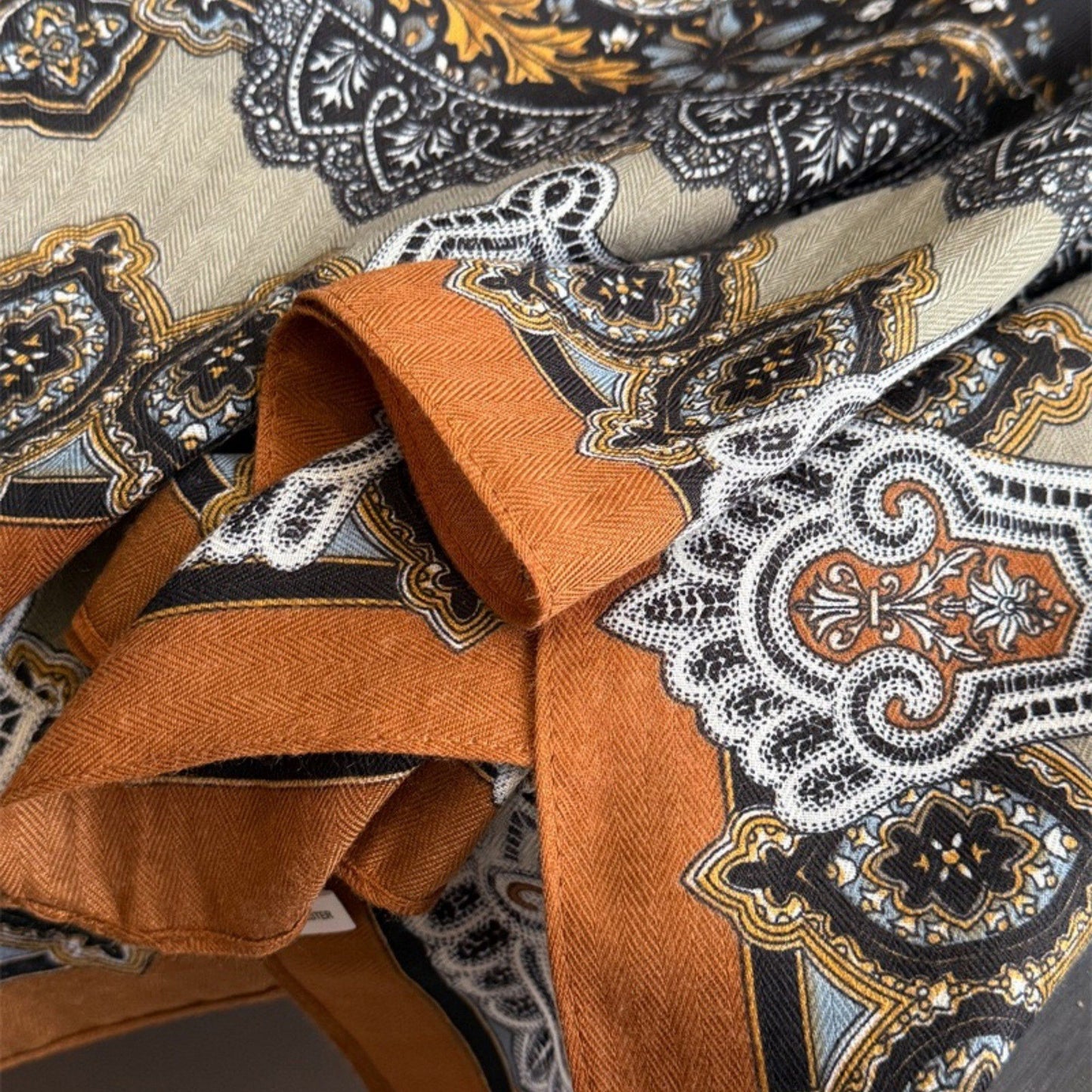 Ornate Paisley Medallion Print Square Scarf with Soft Lightweight Fabric and Decorative Border Detail 26.7x26.7in