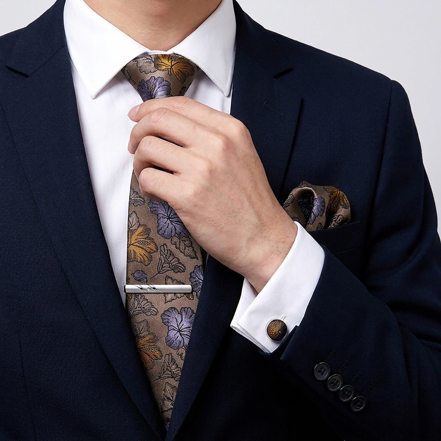 Men's Floral Pattern Tie Gift Set with Matching Pocket Square Cufflinks and Silver Tie Clip