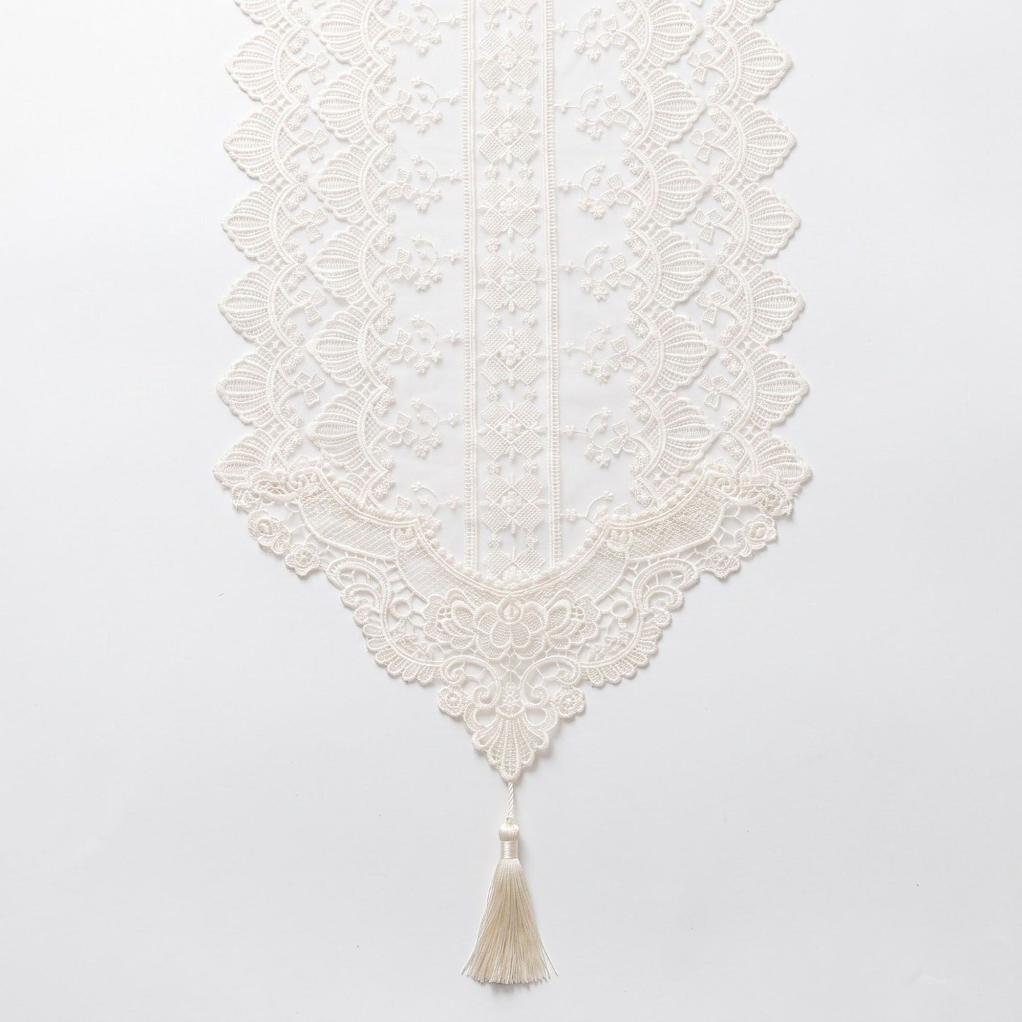 White Floral Lace Table Runner with Scalloped Edges 13.8x47.2in