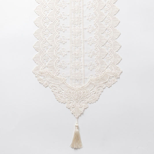 White Floral Lace Table Runner with Scalloped Edges 13.8x47.2in