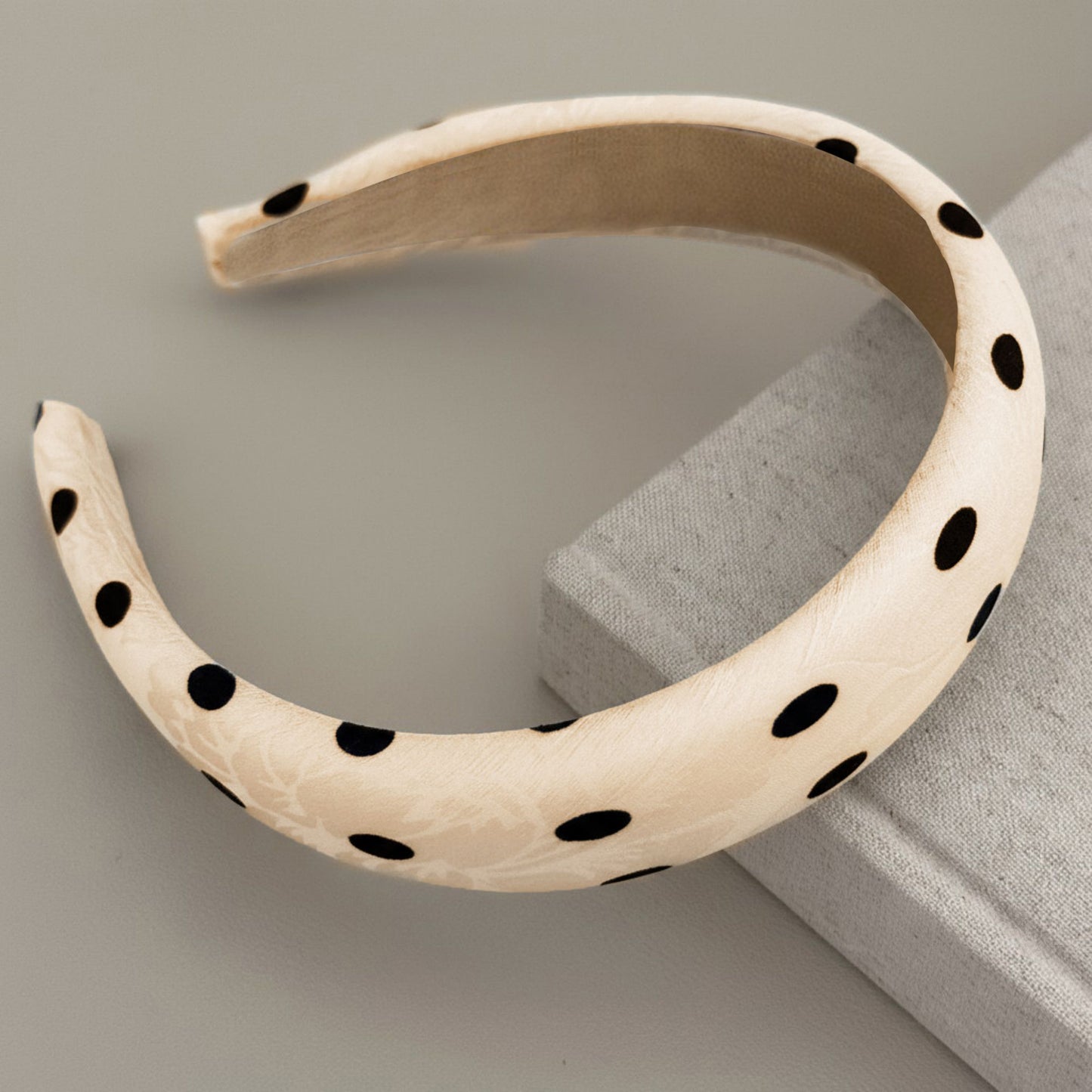 Polka Dot Padded Headband with Smooth Fabric Finish and Retro Style