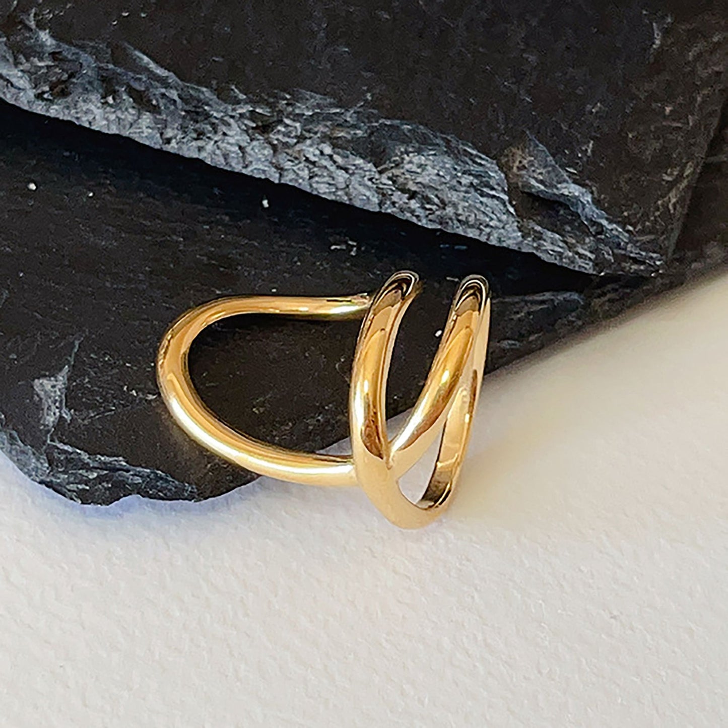 Women's Modern Minimalist Statement Ring for Daily & Stylish Wear