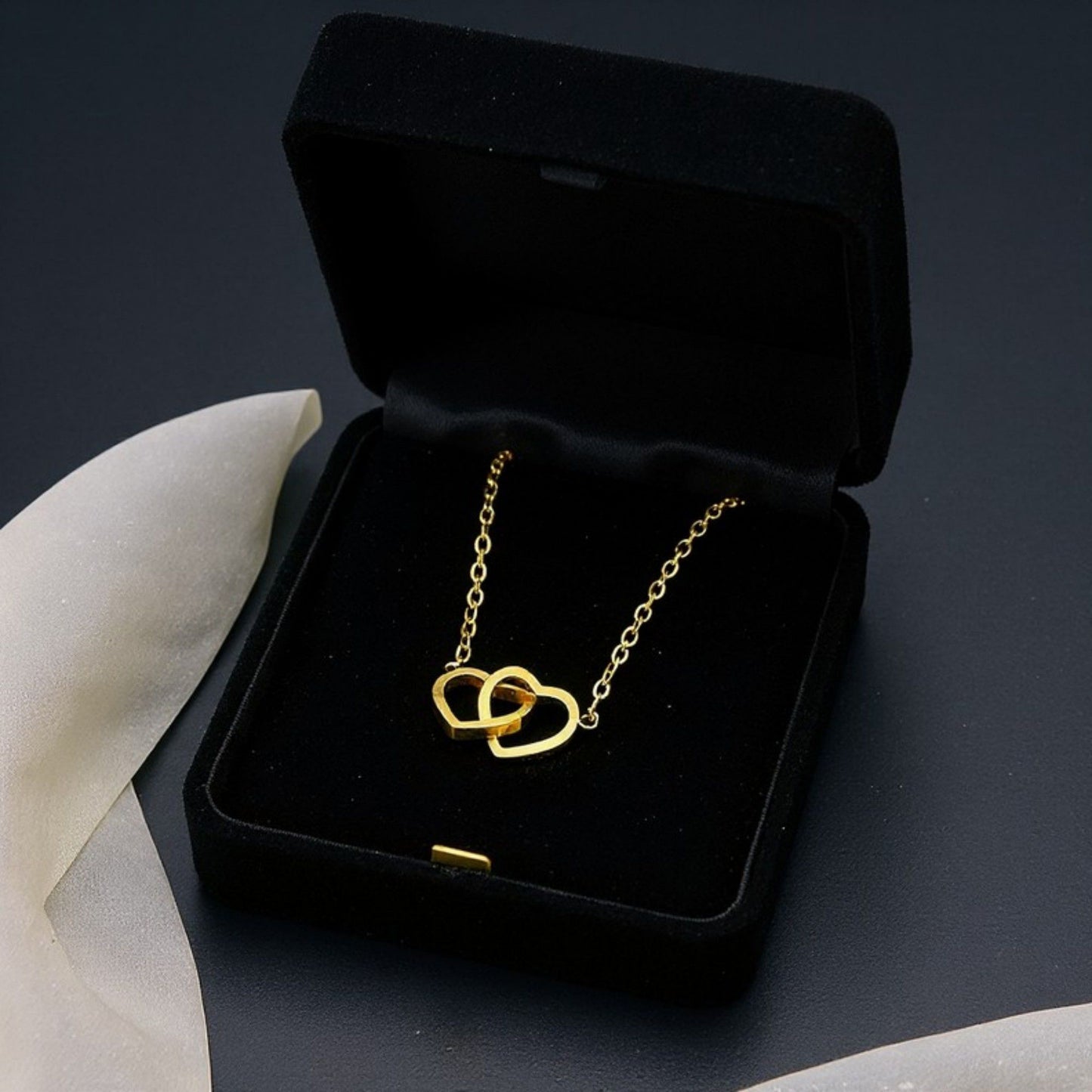 Interlocking Heart Pendant Necklace Minimalist Double Heart Chain Jewelry