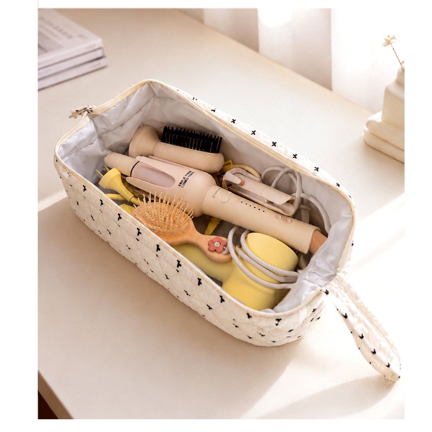 Hair Styling Tool Travel Bag Heat Resistant Zipper Organizer with Wrist Strap