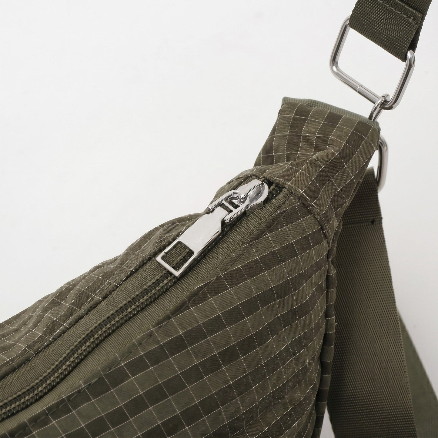 Plaid Nylon Crescent Shoulder Bags with Adjustable Strap Lightweight Casual Crossbody Bag