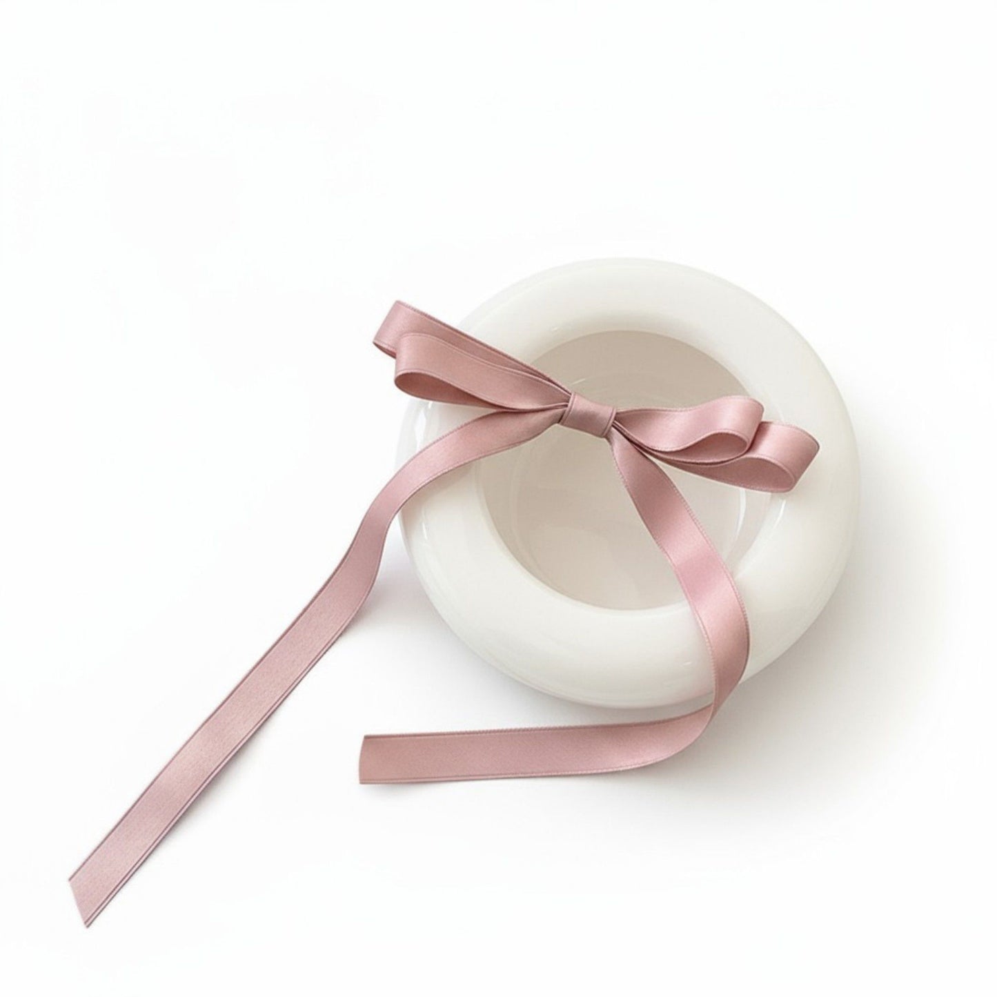 Long Ribbon Bow Hair Clip with Sleek Streamer Tails and Elegant Minimalist Design