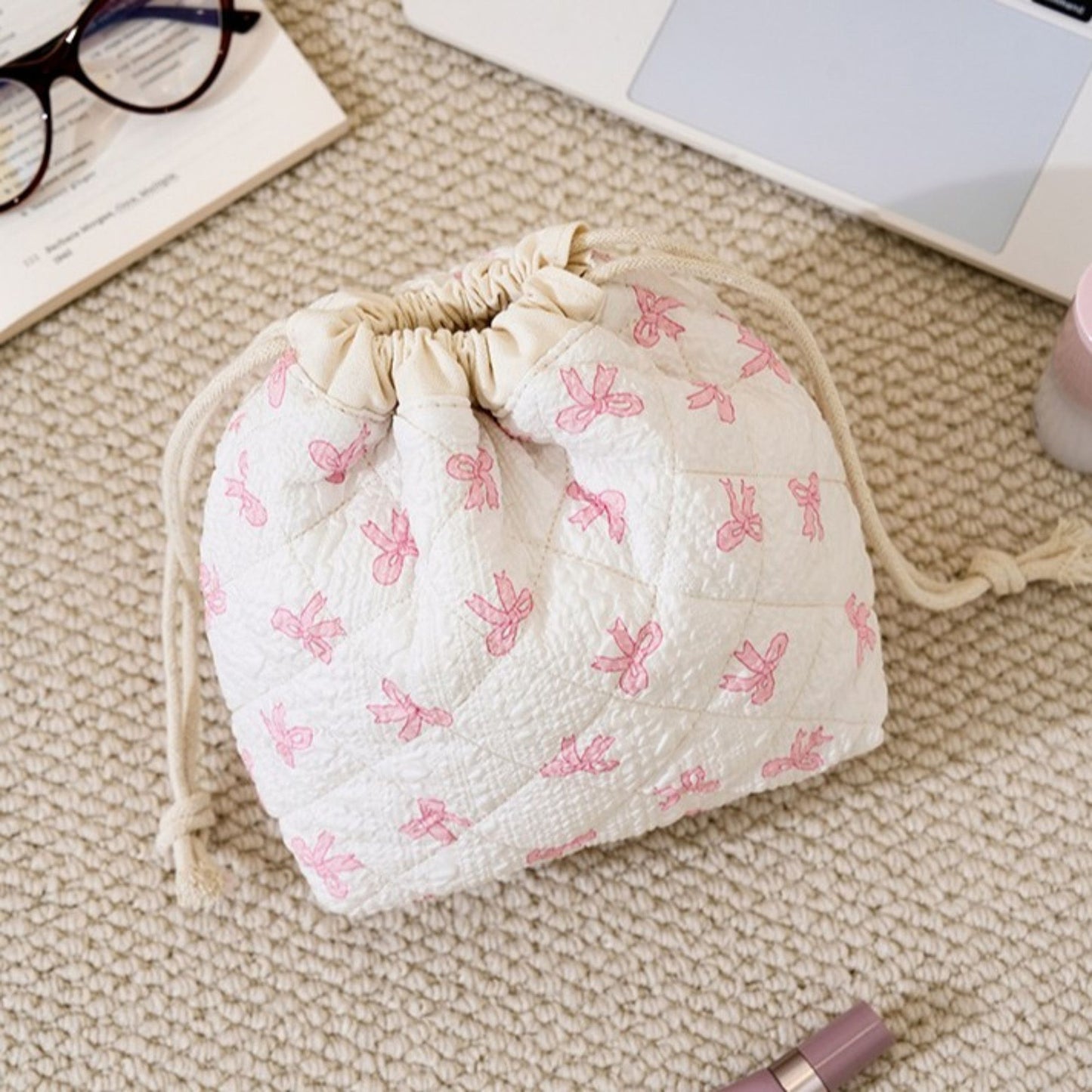 Quilted Drawstring Makeup Bag Large Capacity Portable Cosmetic Organizer Pouch