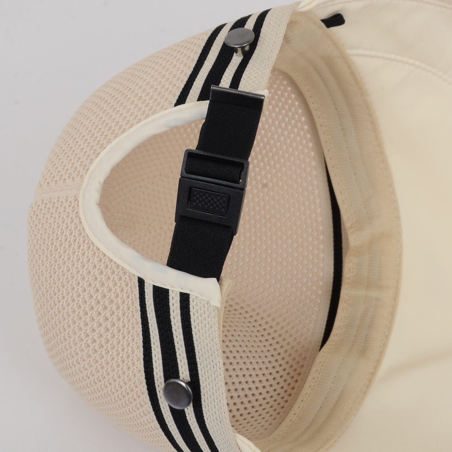 Breathable Mesh Sun Visor Cap with Ponytail Slot Adjustable Strap and Wide Brim for Outdoor Hiking and Summer Travel