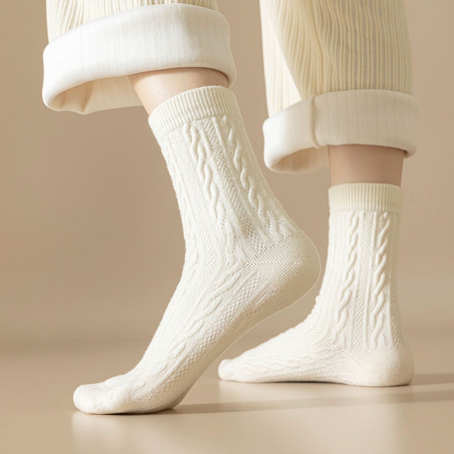 Classic Crew Socks Cable-Knit Cotton for Casual Stability and Comfort 2 Pairs