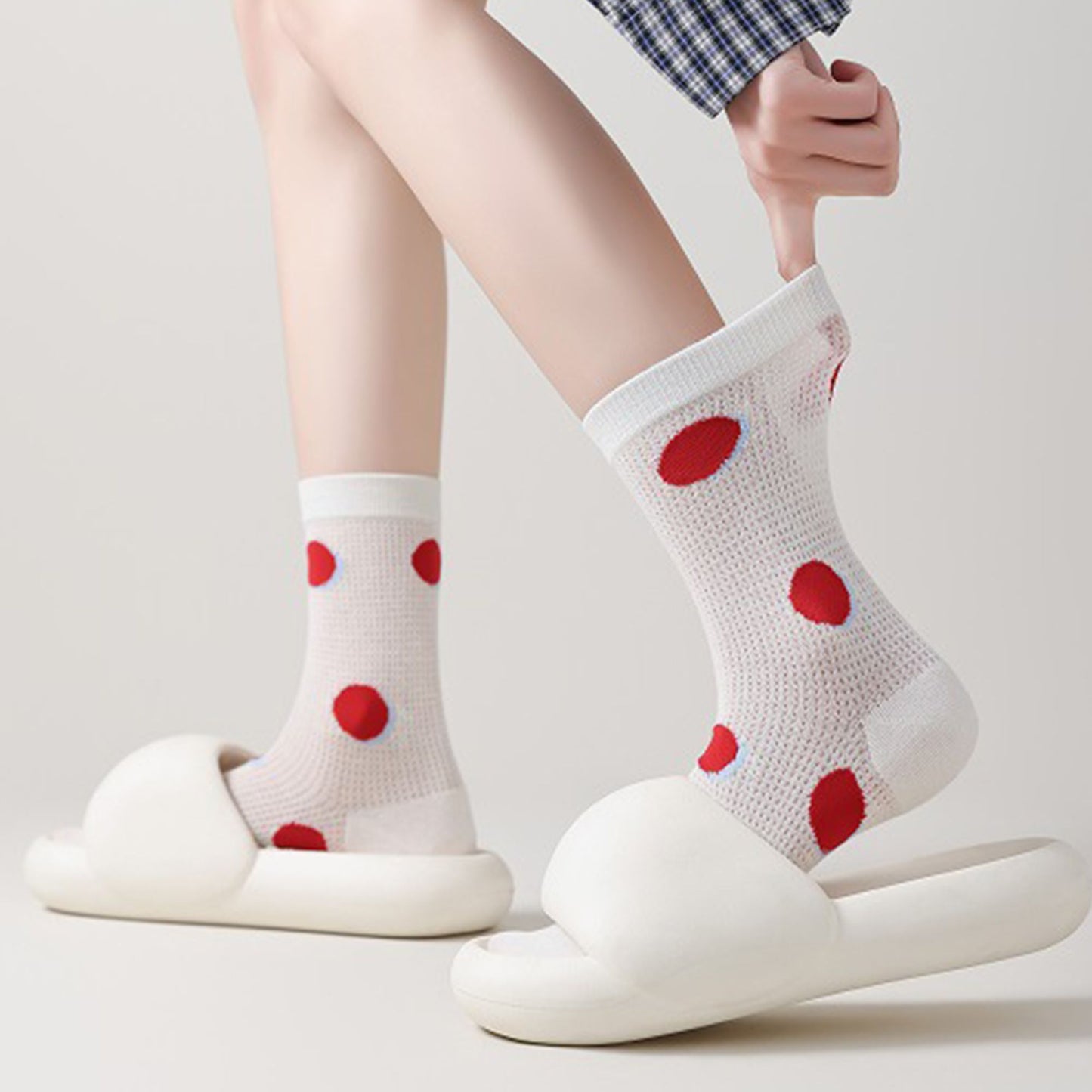 Womens Cute Cartoon Embroidered Crew Socks 3-Pair Pack Fun Patterned Cotton Knit Soft and Stretchy Casual Style