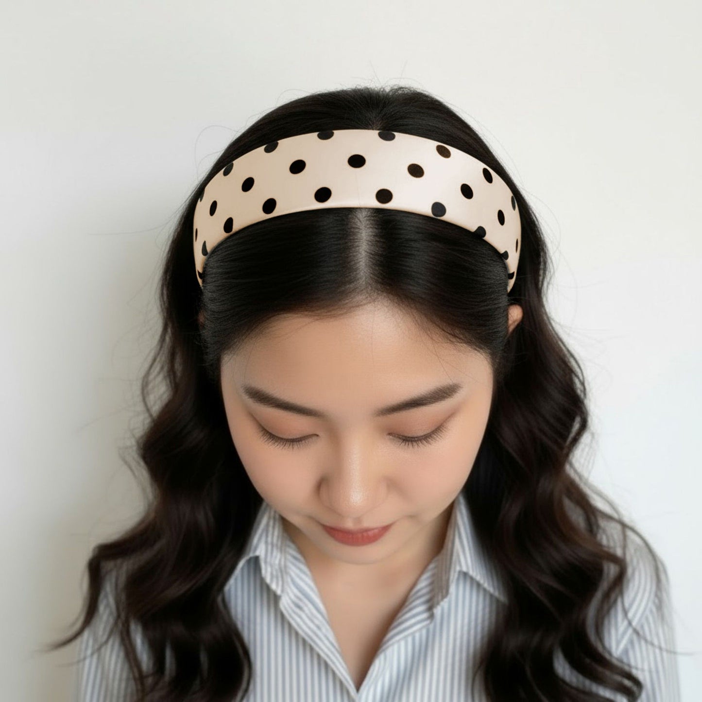 Polka Dot Padded Headband with Smooth Fabric Finish and Retro Style