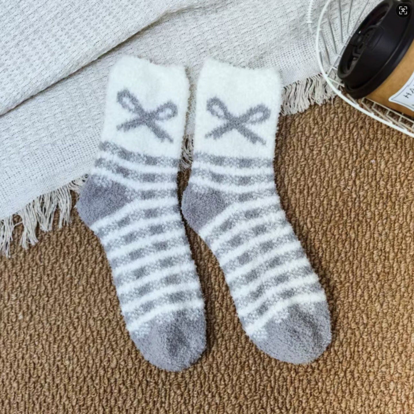 3-Pair Fuzzy Bow Knit Crew Socks Set with Plush Soft Texture, Stretchy Cozy Fabric, and Graphic Bow Pattern for Gifting