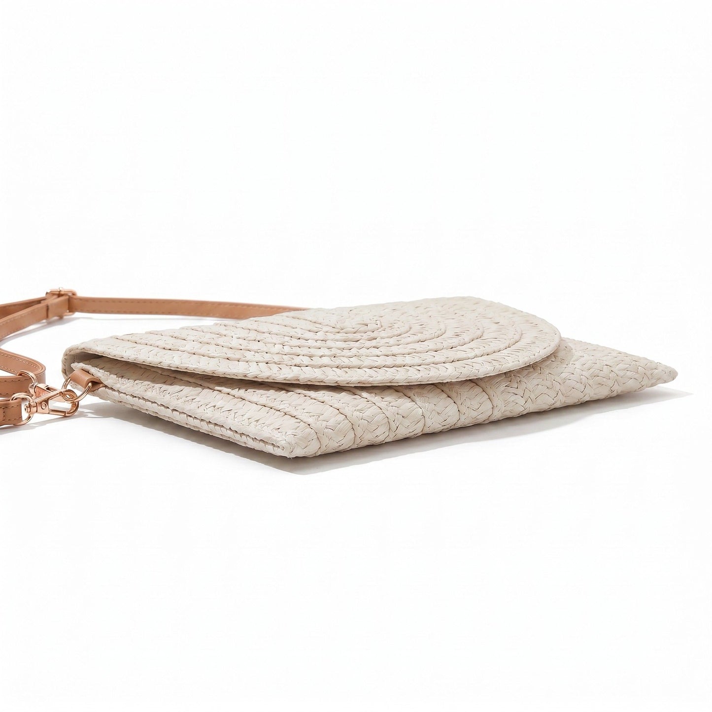 Woven Straw Crossbody Clutch Bag with Flap Closure Adjustable Strap Lightweight Shoulder Handbag