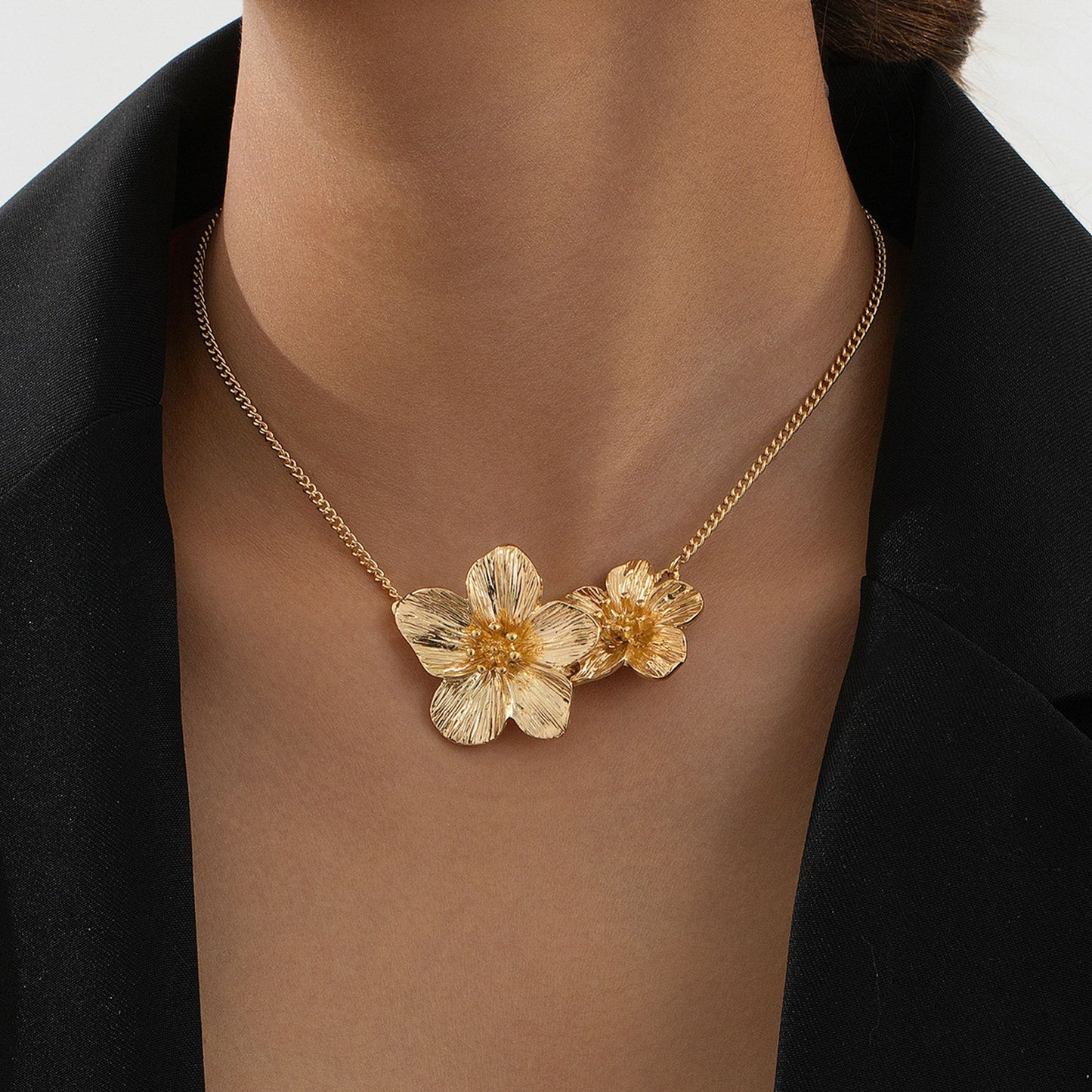 Women's Floral Pendant Necklace