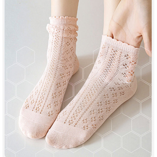 4 Pairs Women's Lace Knit Crew Socks Lightweight Breathable Mesh Style with Elastic Cuff in Assorted Patterns