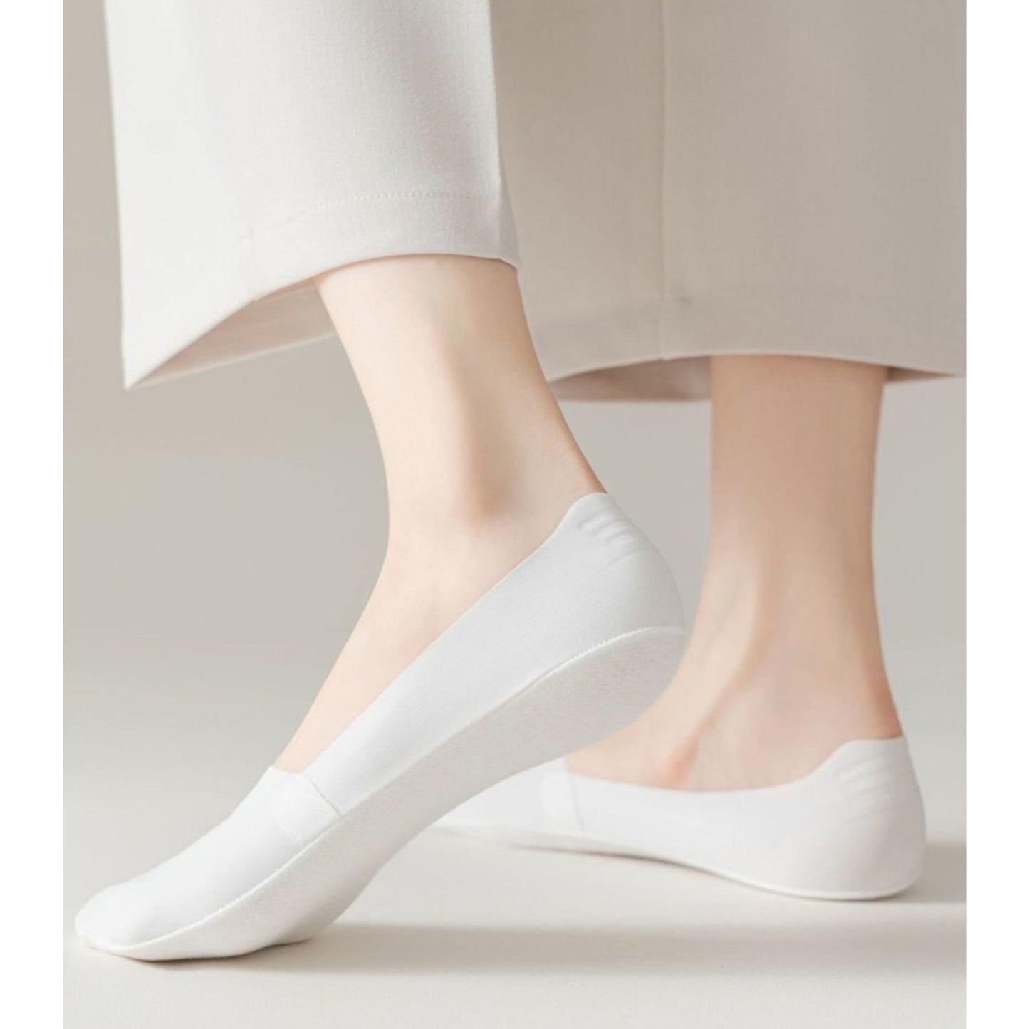 5 Pairs Women Ice Silk Low Cut Liner Socks Deep Cut Design Anti-Slip Cotton Sole Breathable Invisible Socks for Flats