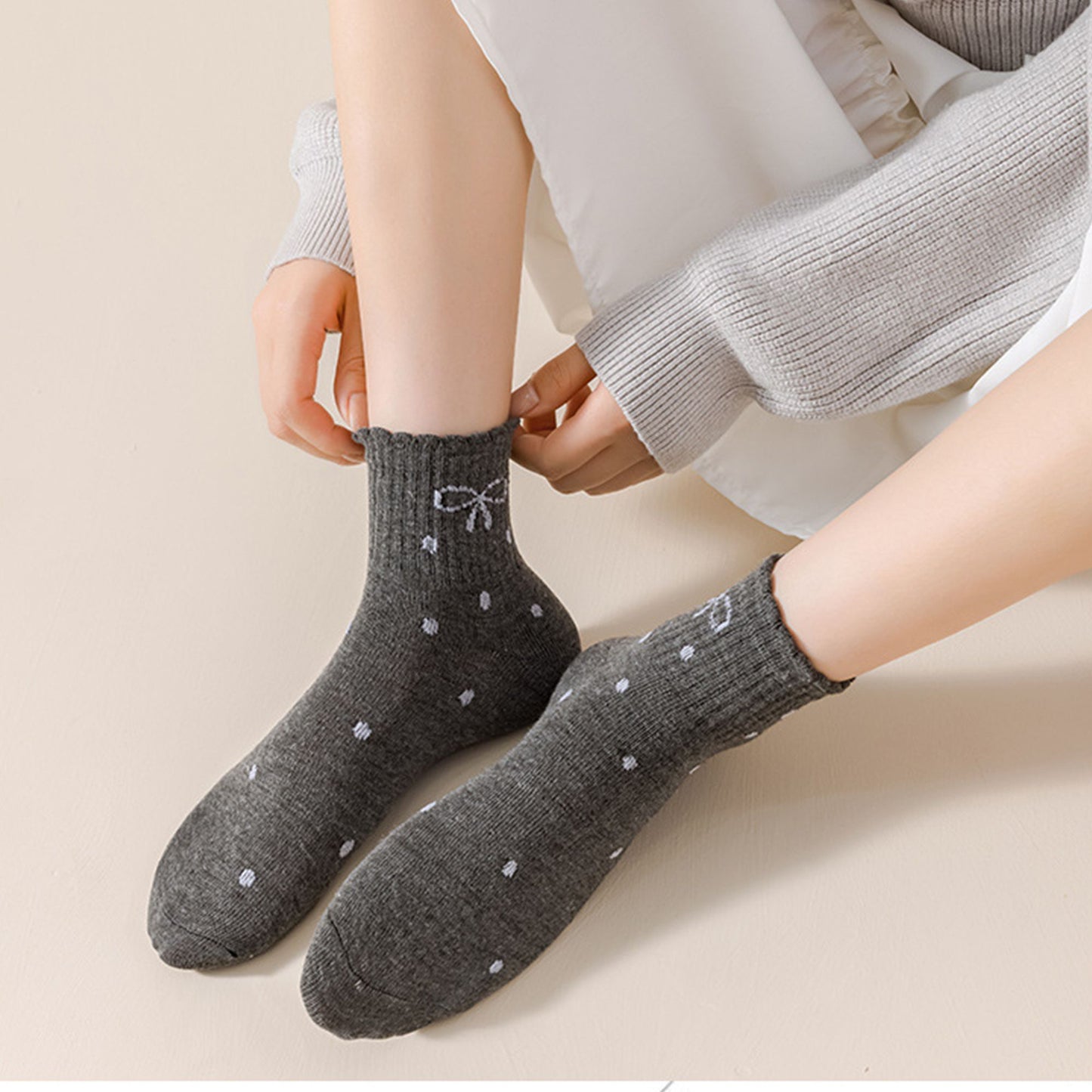 Soft Cotton Ankle Socks with Bow Embroidery Polka Dot Design 4 Pairs
