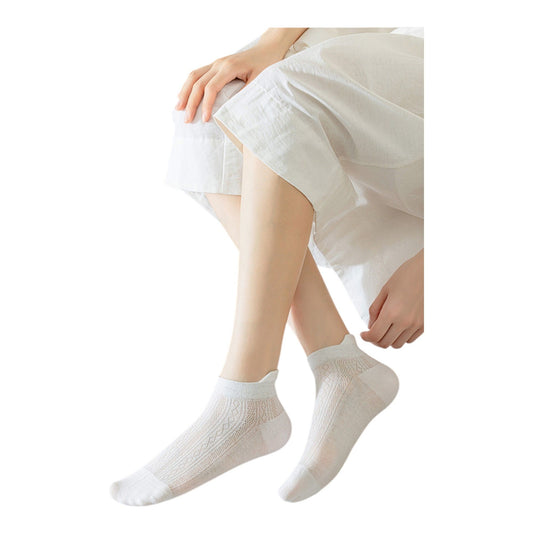 4 Pairs Women Low-Cut Lace Knit Ankle Socks Soft Stretch Cotton Mesh Design Breathable Lightweight Everyday Wear