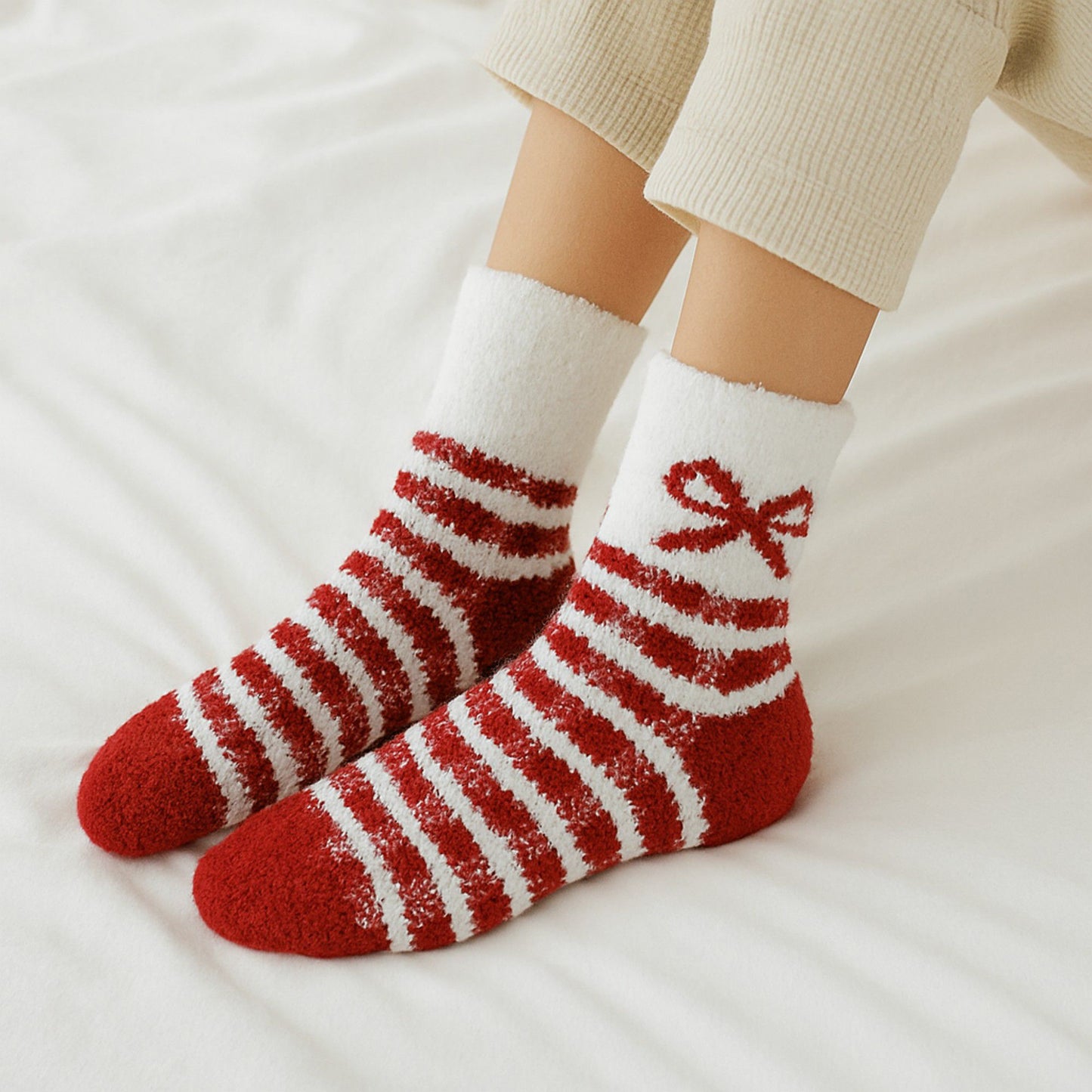 3-Pair Fuzzy Bow Knit Crew Socks Set with Plush Soft Texture, Stretchy Cozy Fabric, and Graphic Bow Pattern for Gifting