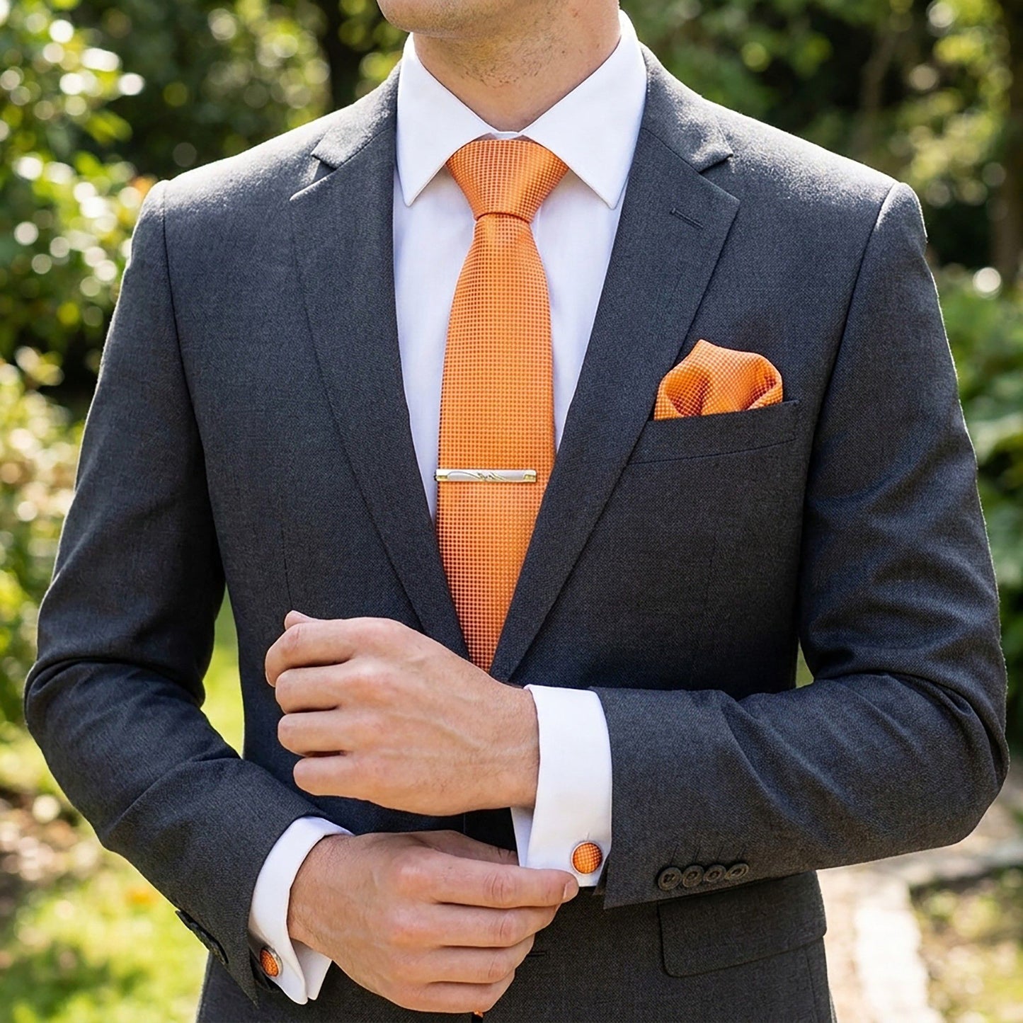 Men's Jacquard Woven Tie Set with Pocket Square Cufflinks and Tie Clip