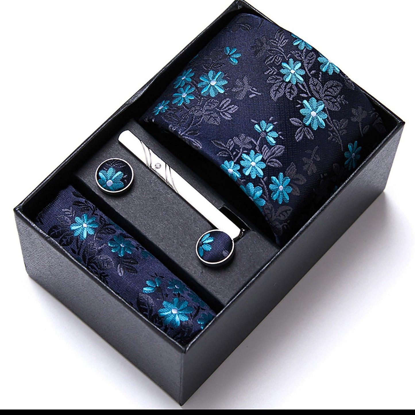 Men's Paisley Pattern Tie Gift Set with Matching Pocket Square Cufflinks and Silver Tie Clip