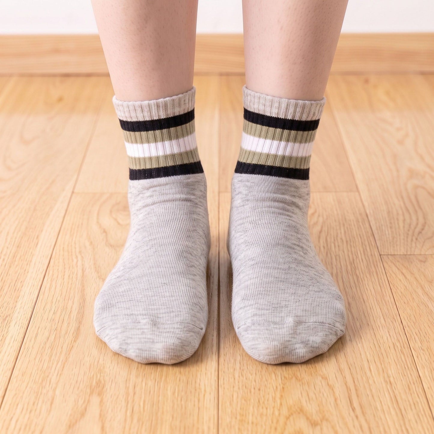 6 Pair Striped Crew Socks with Ribbed Cuffs