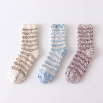 3-Pair Plush Fuzzy Crew Socks Set, Ultra-Soft Cozy Cabin Slipper Socks for Winter Lounging