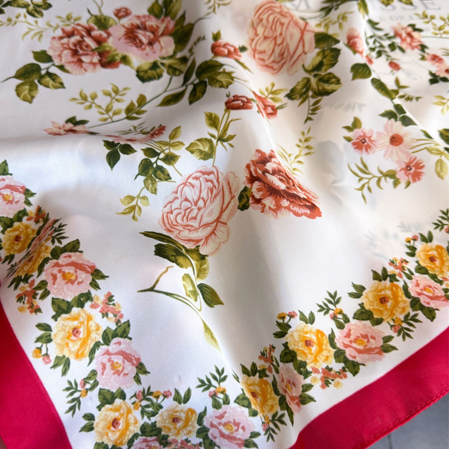 Vintage Floral Print Satin Feel Square Scarf Elegant Lightweight Fashion Neck Hair Scarf 27.5¡Á27.5 Inches