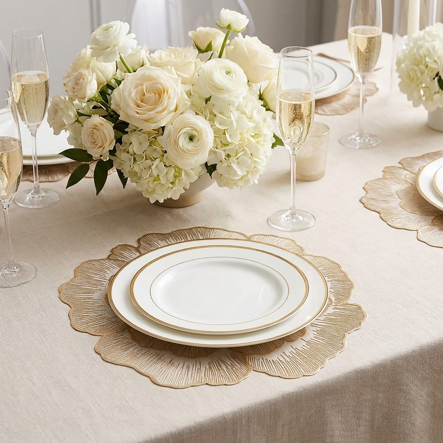 4 Pack Floral Round PVC Placemats Gold Trim Washable Heat Resistant Table Mats