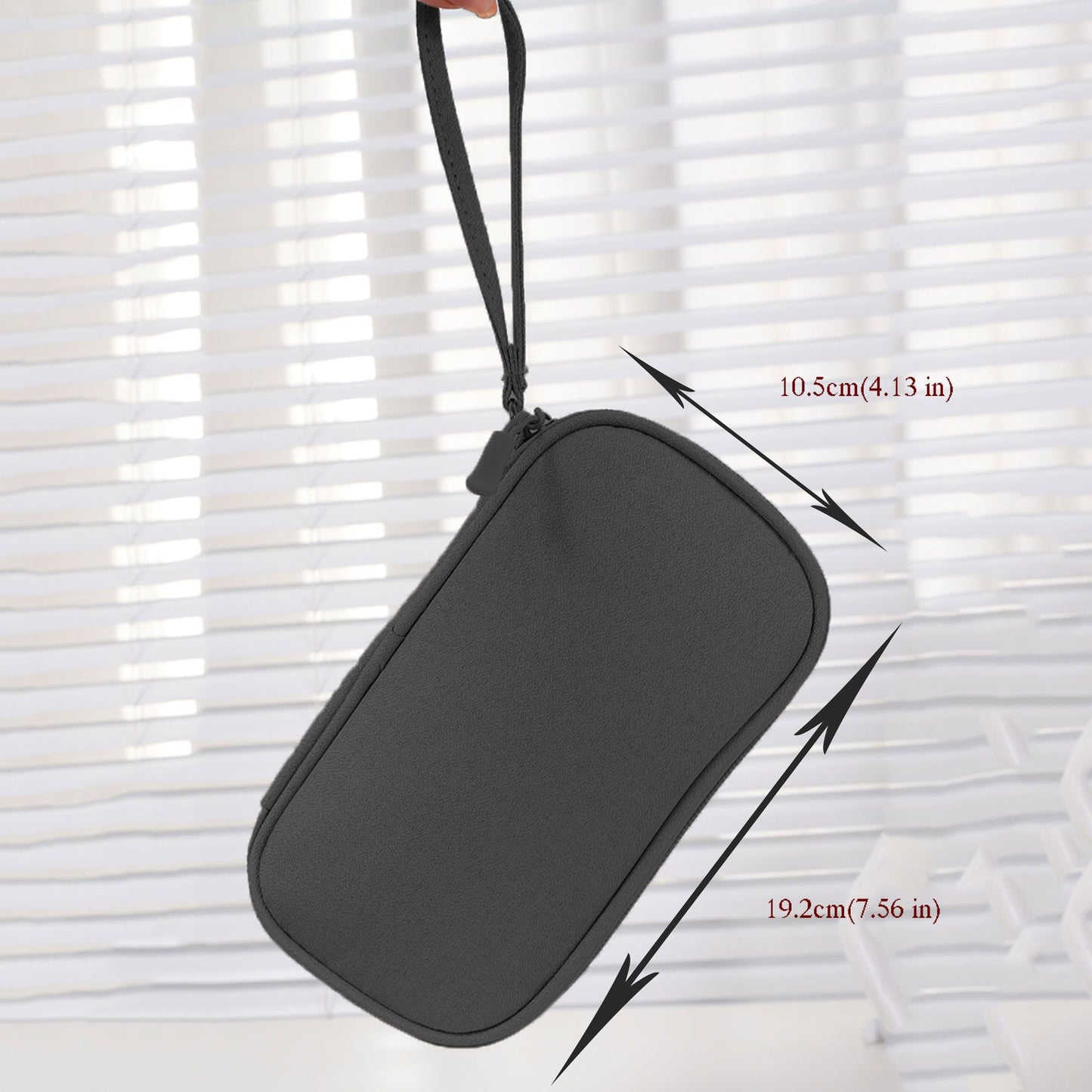 Wristlet Pouch - Compact Zippered Handbag for Daily Essentials Use