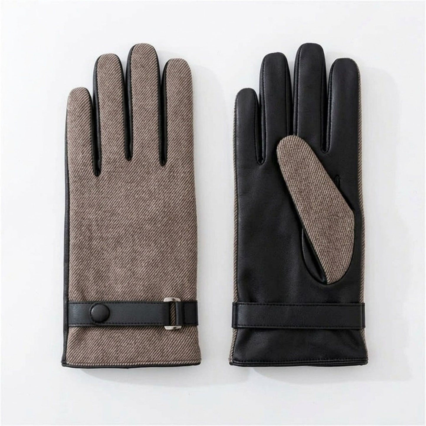 Plaid Winter Gloves with Wrist Strap and Full Finger Design