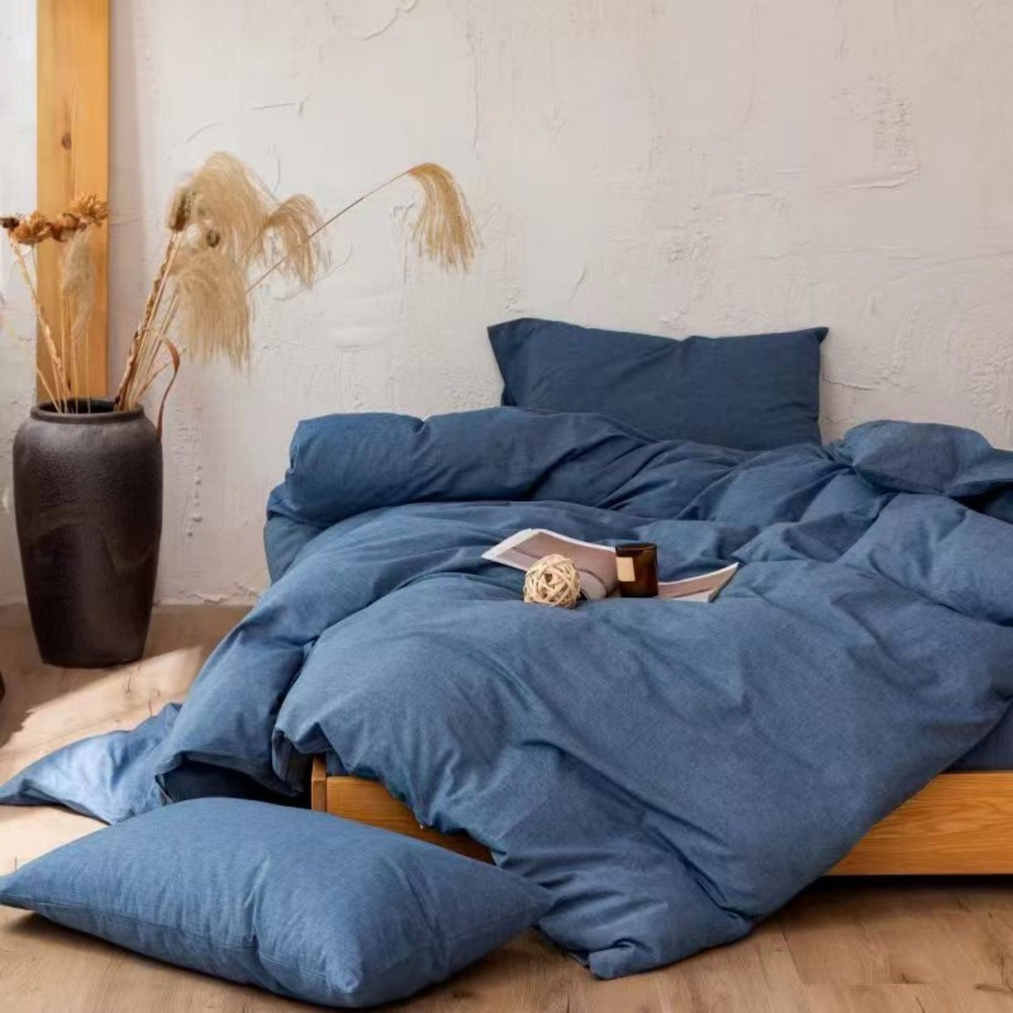 4-Piece Cotton Washed Bedding Set with Duvet Cover Flat Sheet and Pillowcases Textured Woven Finish