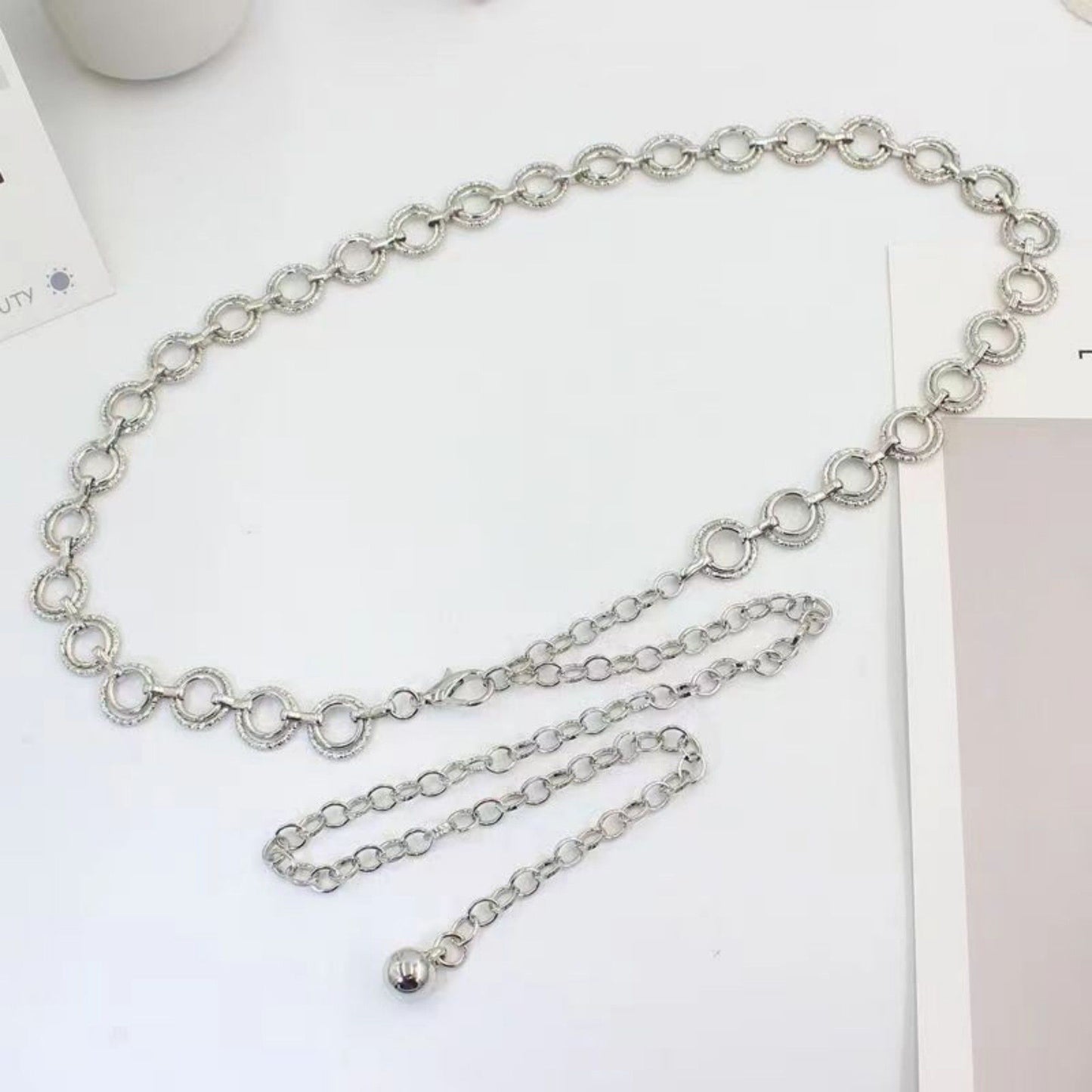 Textured Circle Link Waist Chain Belt with Adjustable Fit and Dangling Charm Accent for Layered Stylish Detail 43x0.6in