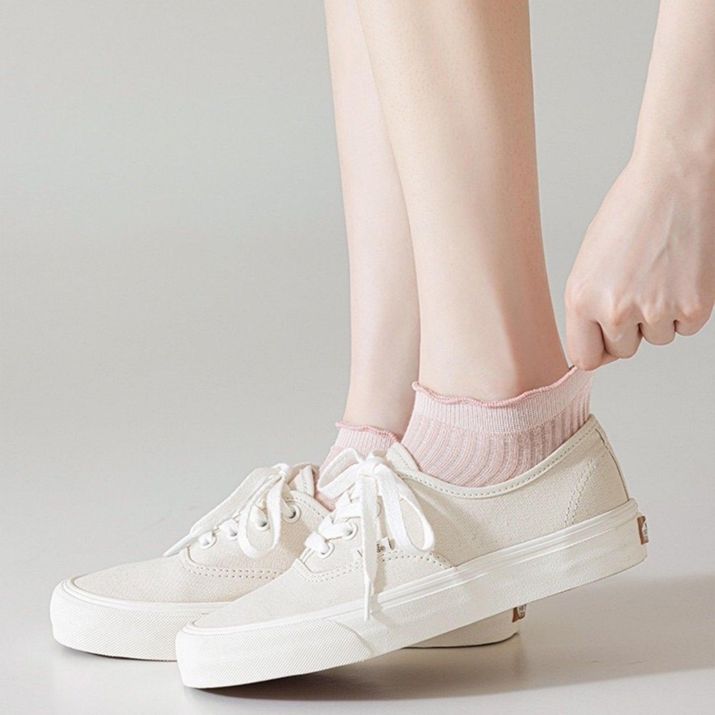 Ribbed Ankle Socks with Ruffle Lettuce Trim Cuff Soft Breathable Knit 3-Pack