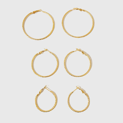 Women's Gold Textured Hoop Earrings for Versatile Styling